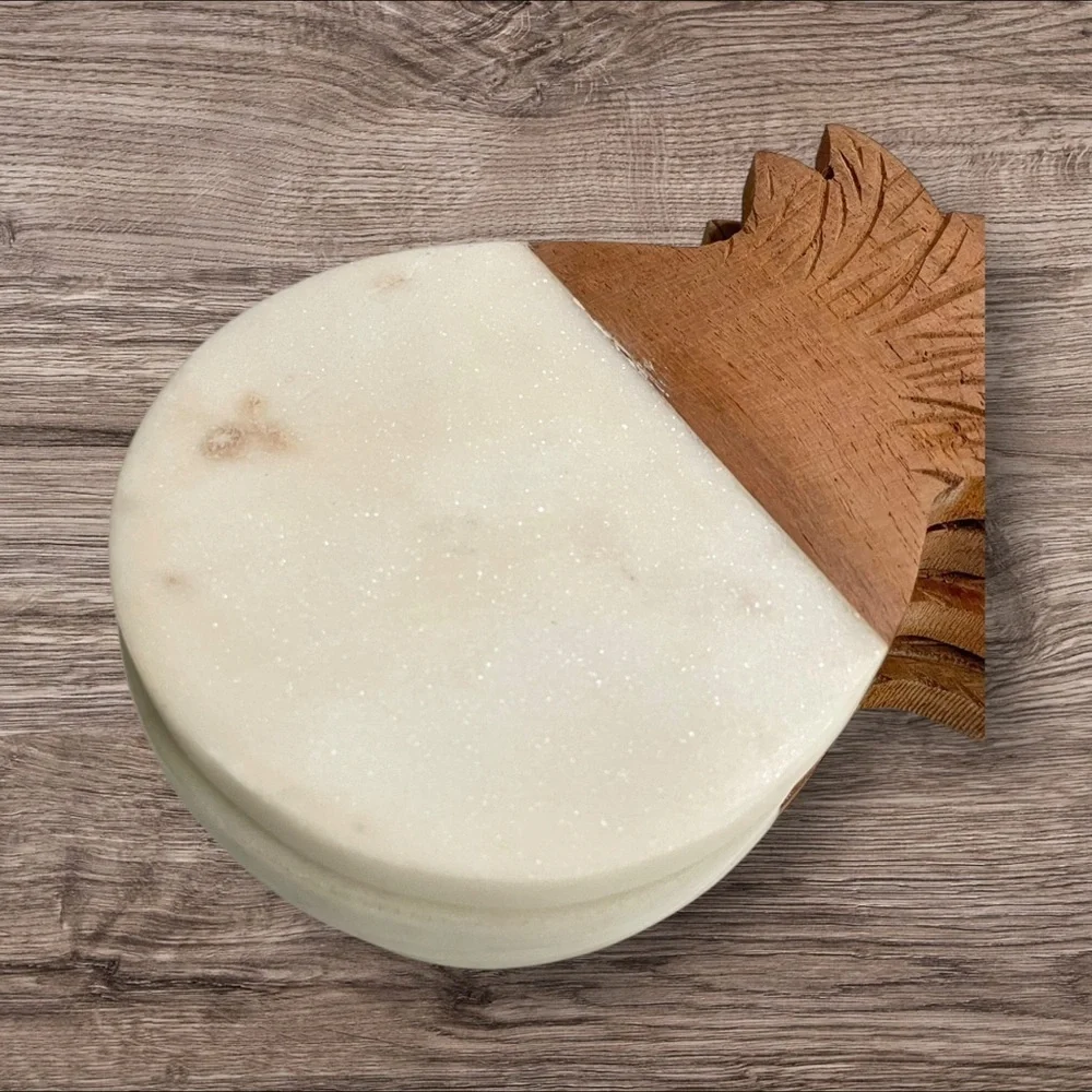 MARBLE PINEAPPLE COASTER SET OF 4, Marble and acacia wood made in India.